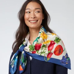 The Met Cloisters Garden Square Silk Scarf*The Met Store Discount