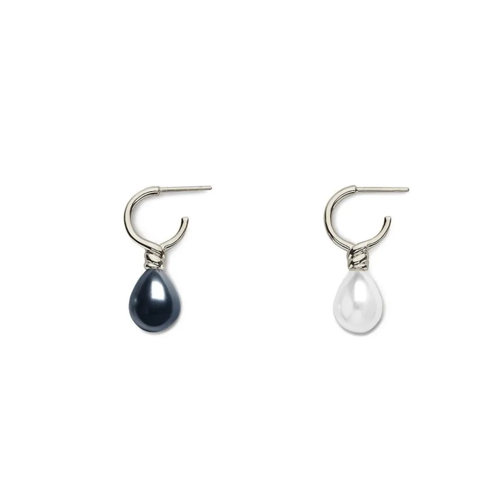 Venus Pearl Silver Drop Earrings, Black/White*The Met Store Best